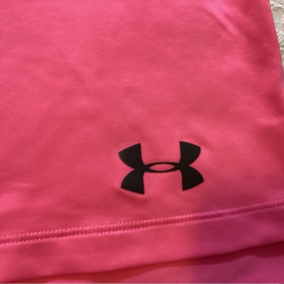 Under Armour Tank Top. -1 - Picture 4 of 4
